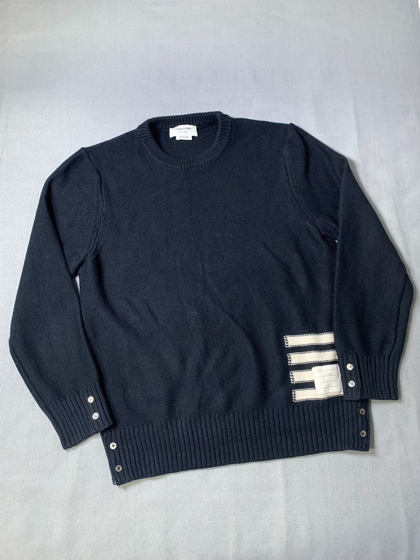 Thom Browne Thom Browne Classic Four-Bar Crewneck Sweatshirt Size US L / EU 52-54 / 3 - 2 Thumbnail
