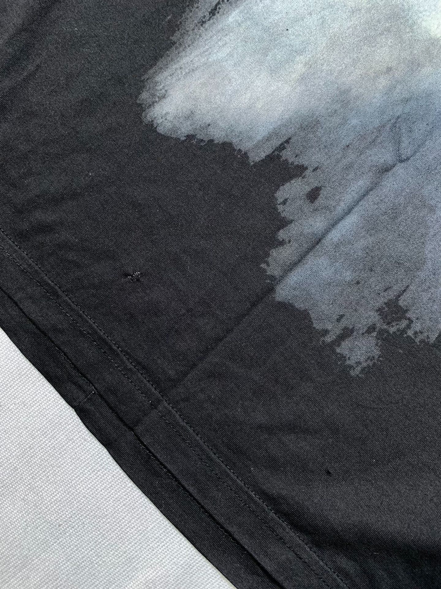 Givenchy Givenchy Shark Short Sleeve Size US XL / EU 56 / 4 - 8 Thumbnail