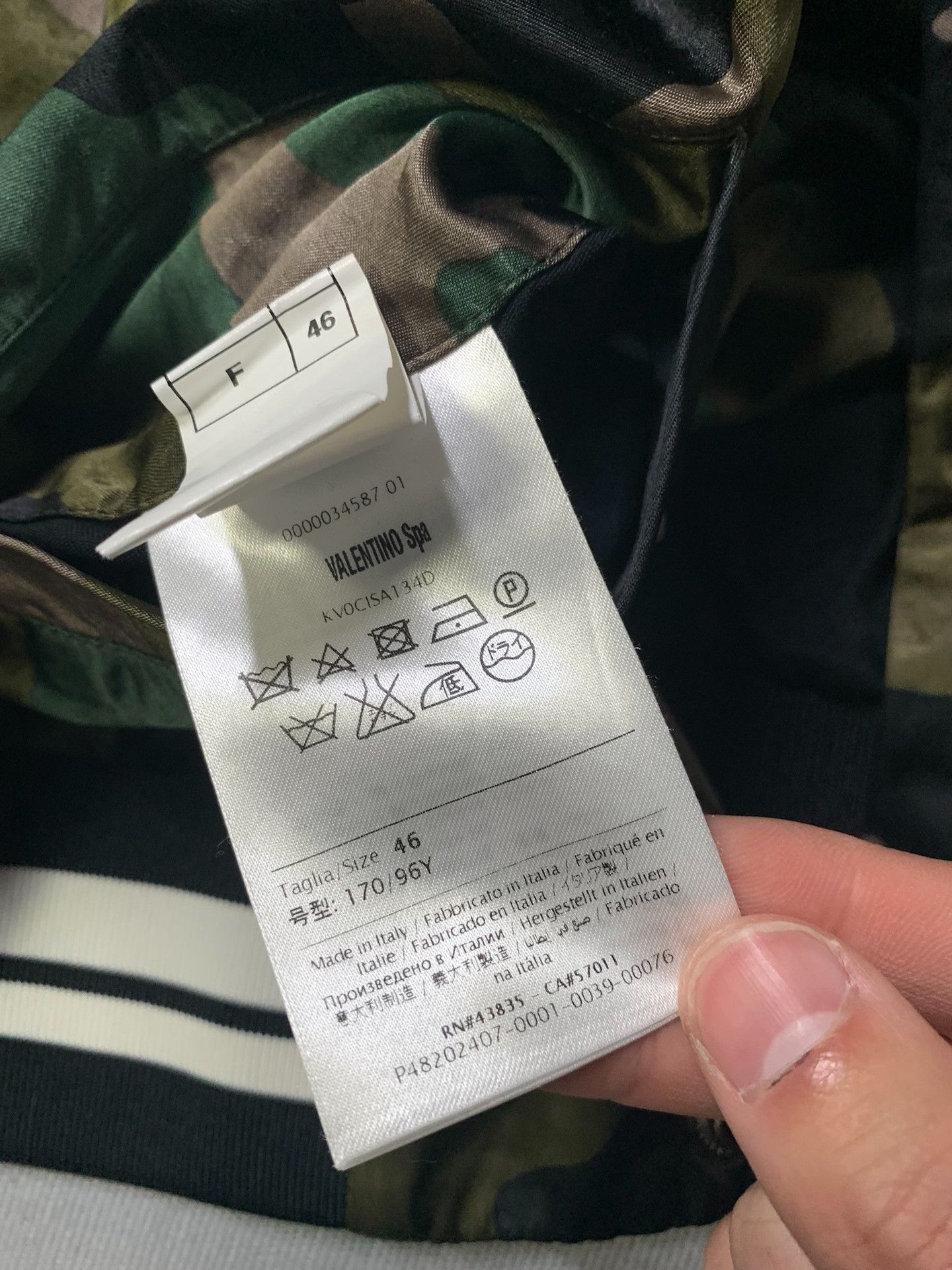 Valentino Valentino Butterfly Camo Satin Souvenir Jacket Size US S / EU 44-46 / 1 - 6 Thumbnail