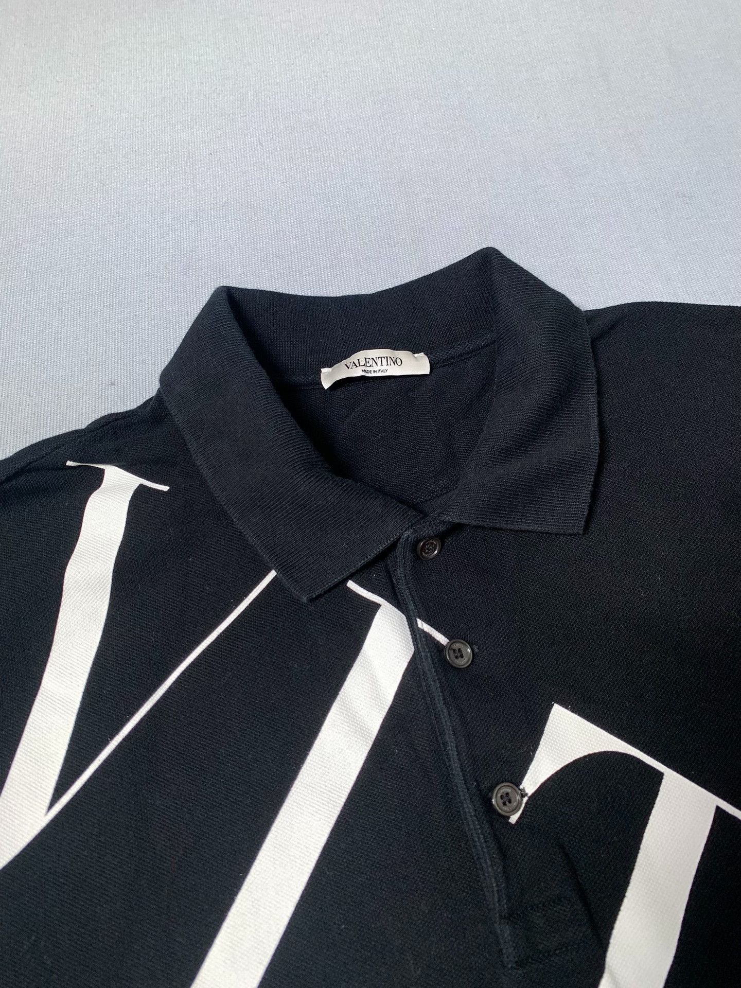 Valentino Valentino Offset Logo Print Polo Shirt Size US L / EU 52-54 / 3 - 3 Thumbnail