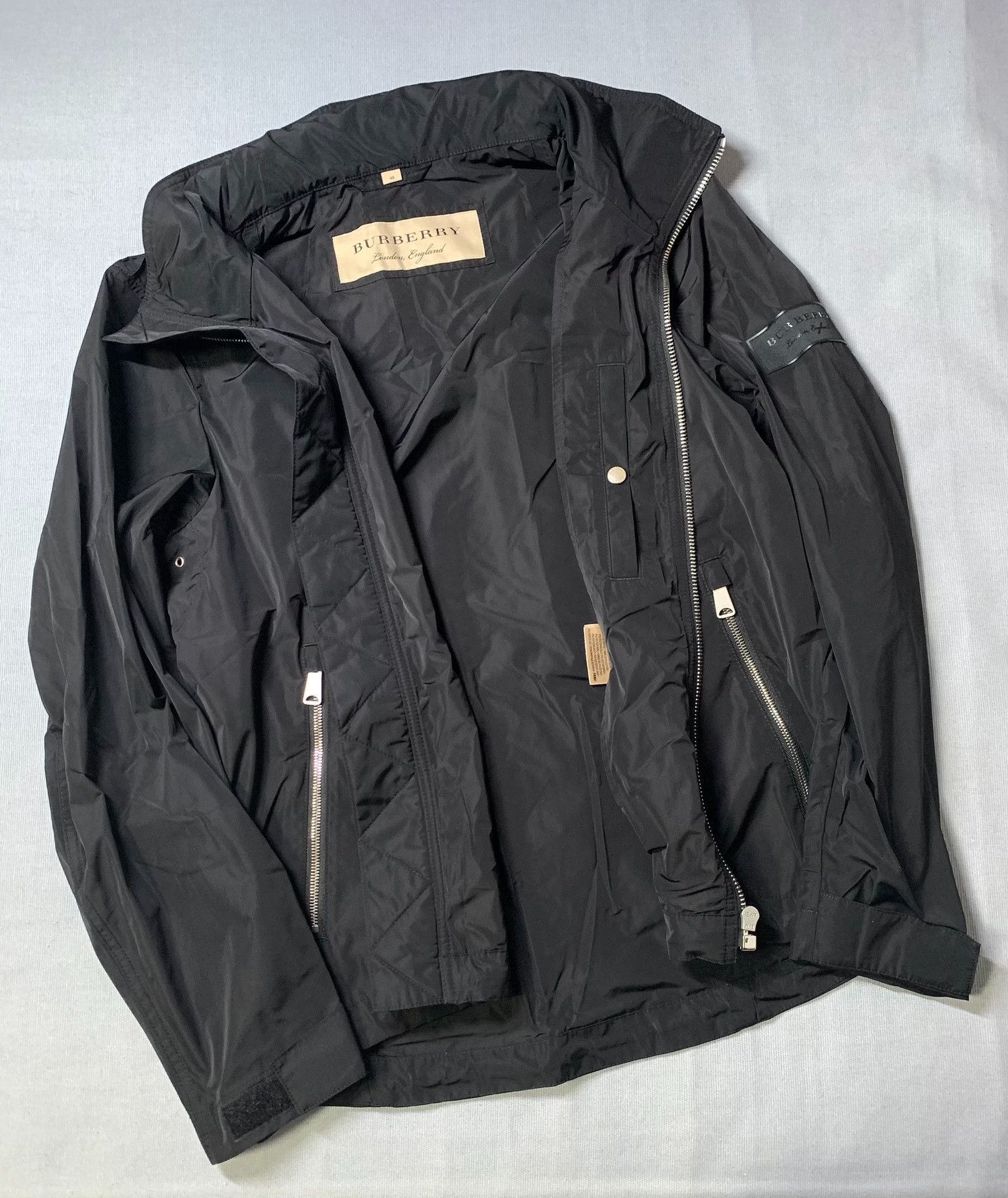 Burberry Burberry Hooded Jacket with Sleeve Logo Size US M / EU 48-50 / 2 - 5 Thumbnail