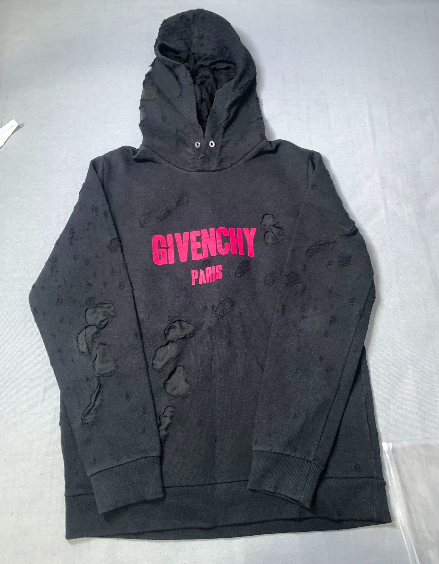 Givenchy Givenchy Pink Logo Distressed Hoodie Size S / US 4 / IT 40 - 2 Thumbnail