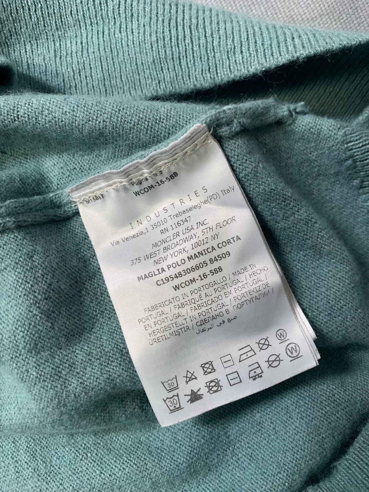 Moncler Moncler Chest Logo Turtleneck Sweatshirt Size US M / EU 48-50 / 2 - 4 Thumbnail