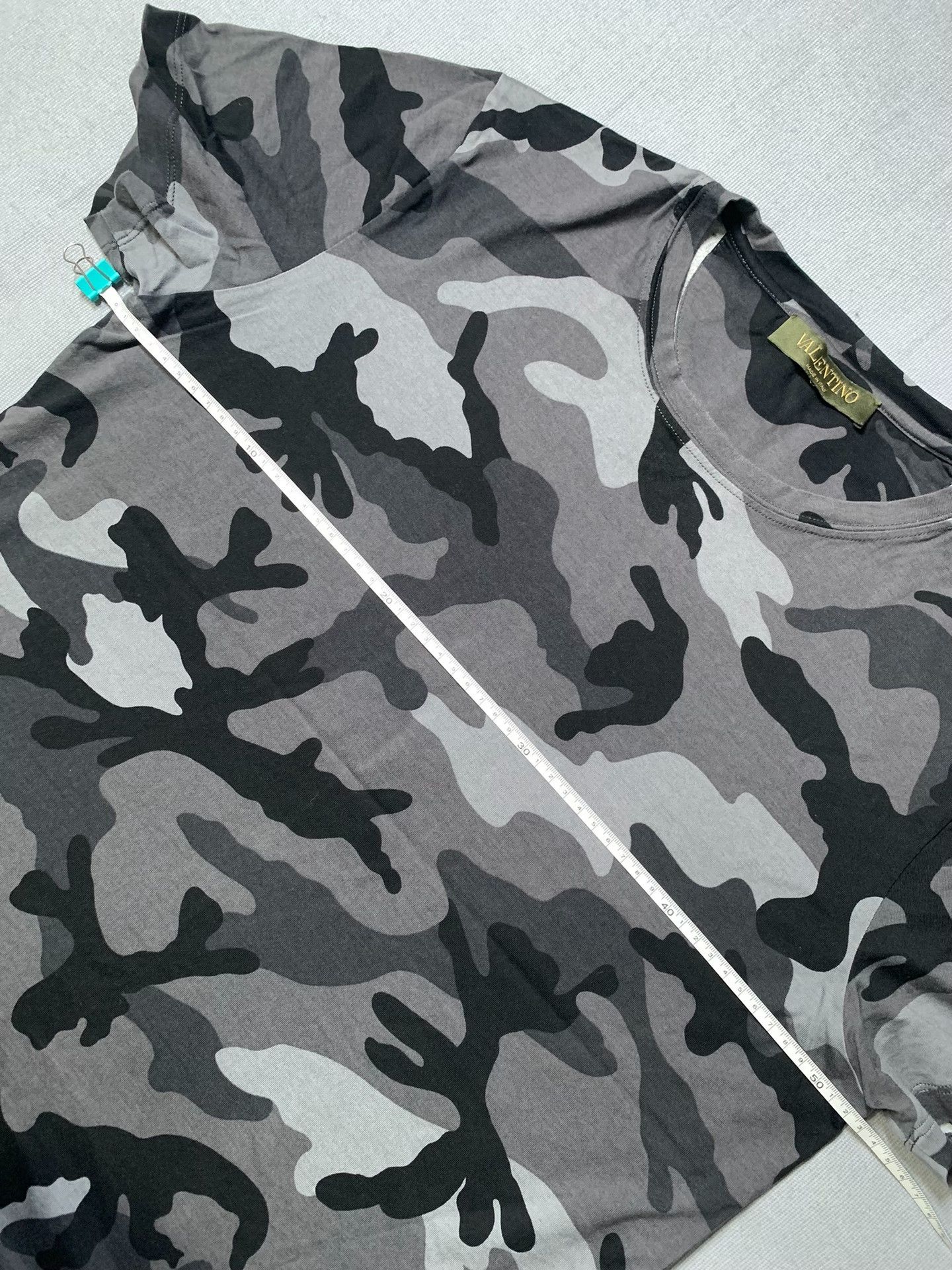 Valentino Valentino Camo Studded Short Sleeve Size US S / EU 44-46 / 1 - 8 Thumbnail