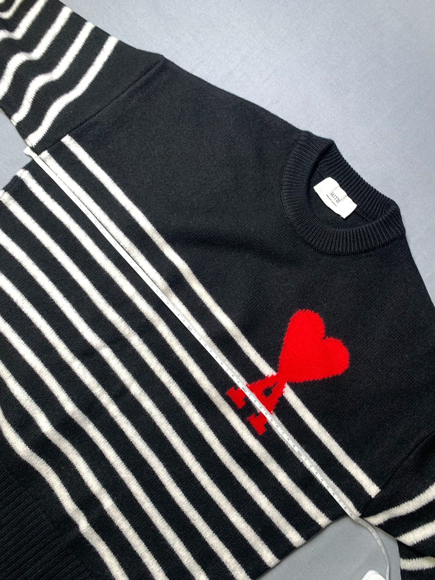 AMI AMI PARIS Striped Red Heart Wool Sweater Size US S / EU 44-46 / 1 - 8 Thumbnail