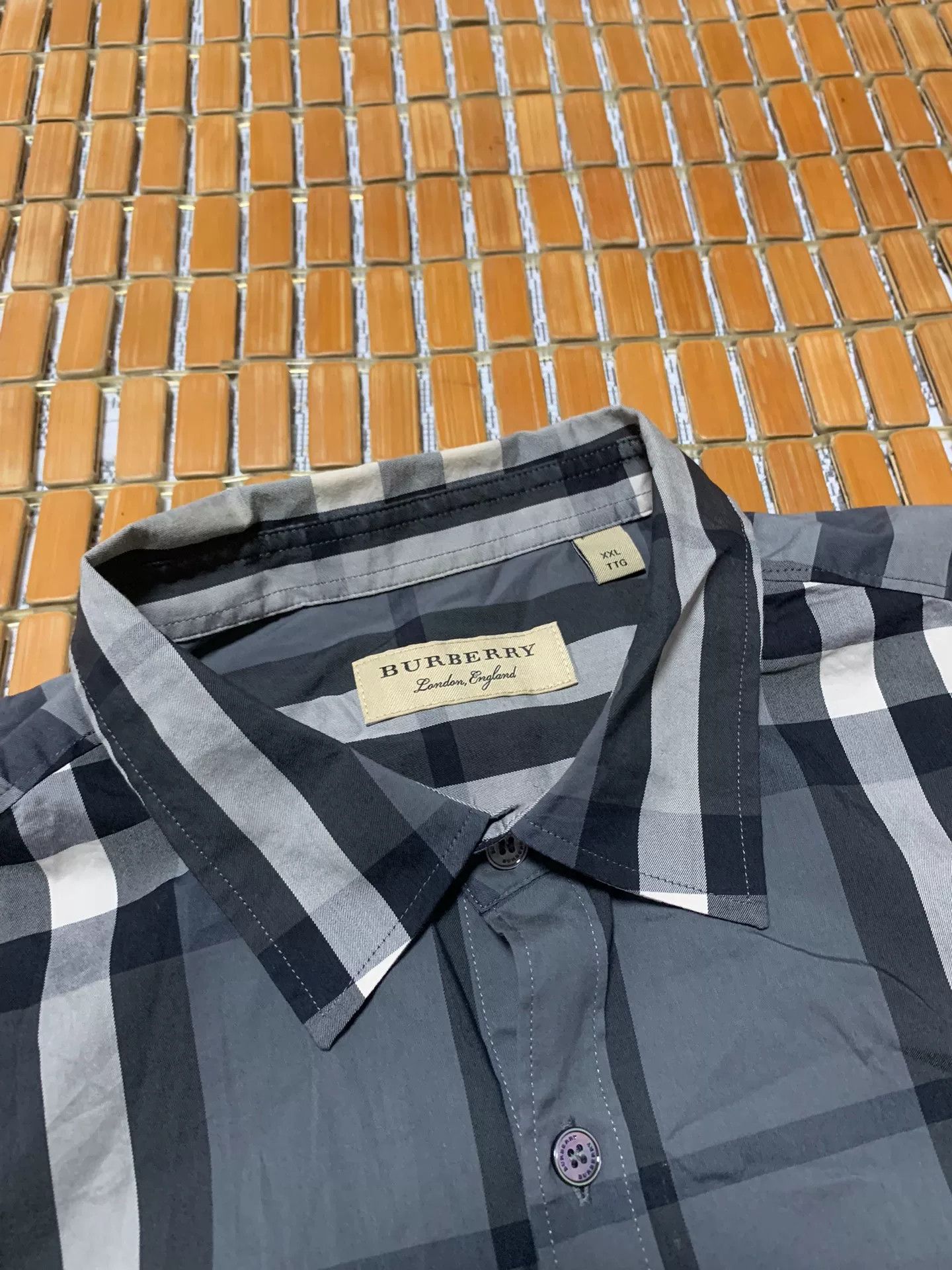 Burberry Burberry Classic Check Short-Sleeve Shirt Size US XXL / EU 58 / 5 - 2 Thumbnail