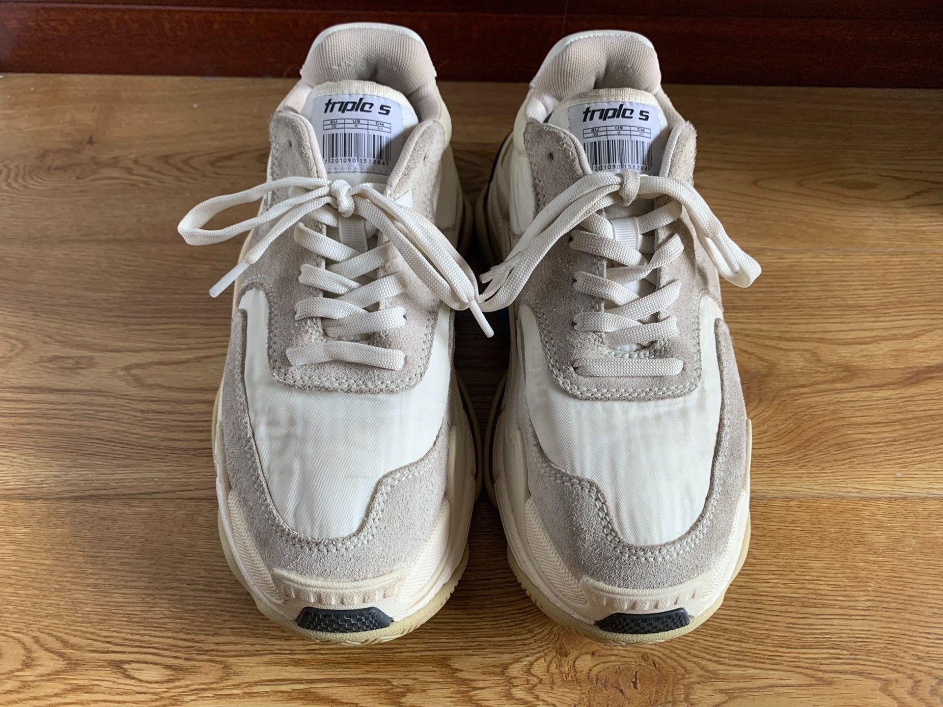 Balenciaga Balenciaga Triple S Sneakers Size US 5 / IT 35 - 2 Thumbnail