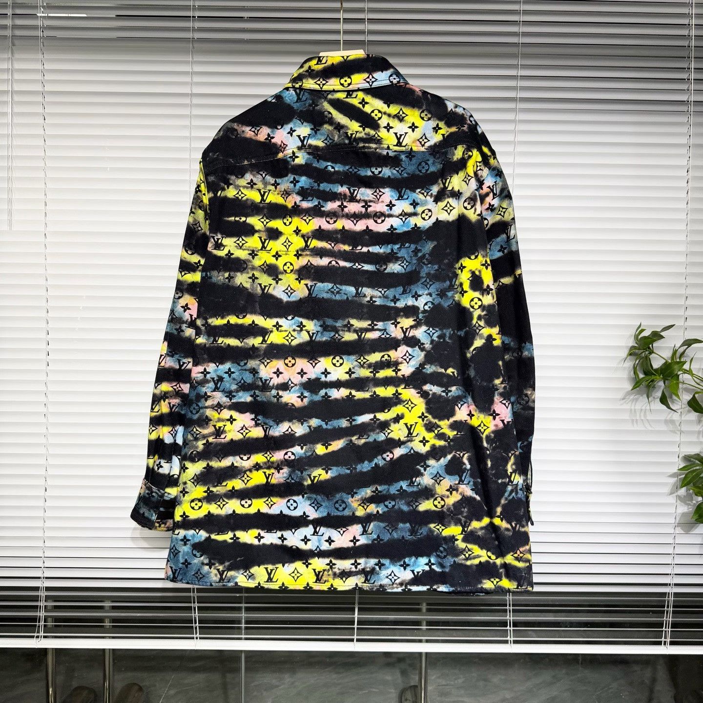 Louis Vuitton Louis Vuitton Denim Shirt Jacket Size US L / EU 52-54 / 3 - 2 Thumbnail