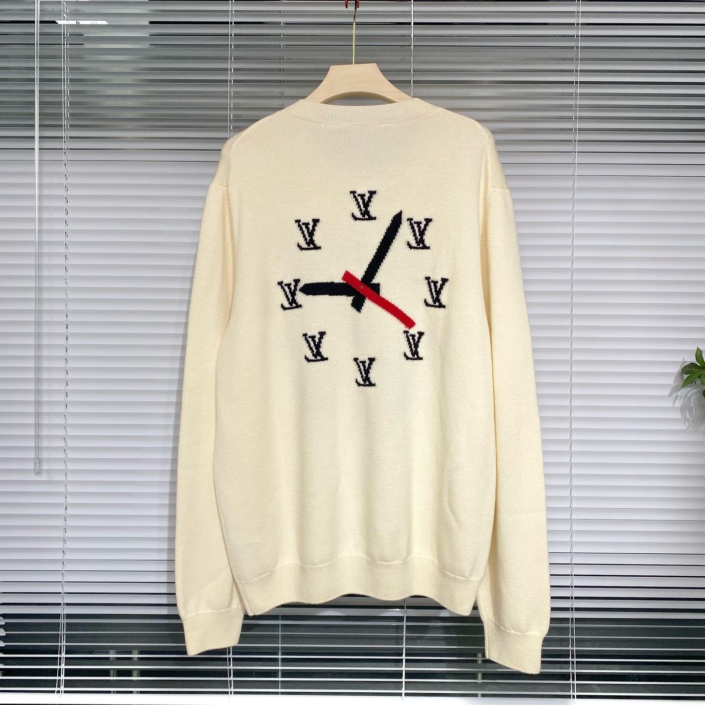 Louis Vuitton LV Knit Sweater Clock Logo Size US XXL / EU 58 / 5 - 2 Thumbnail