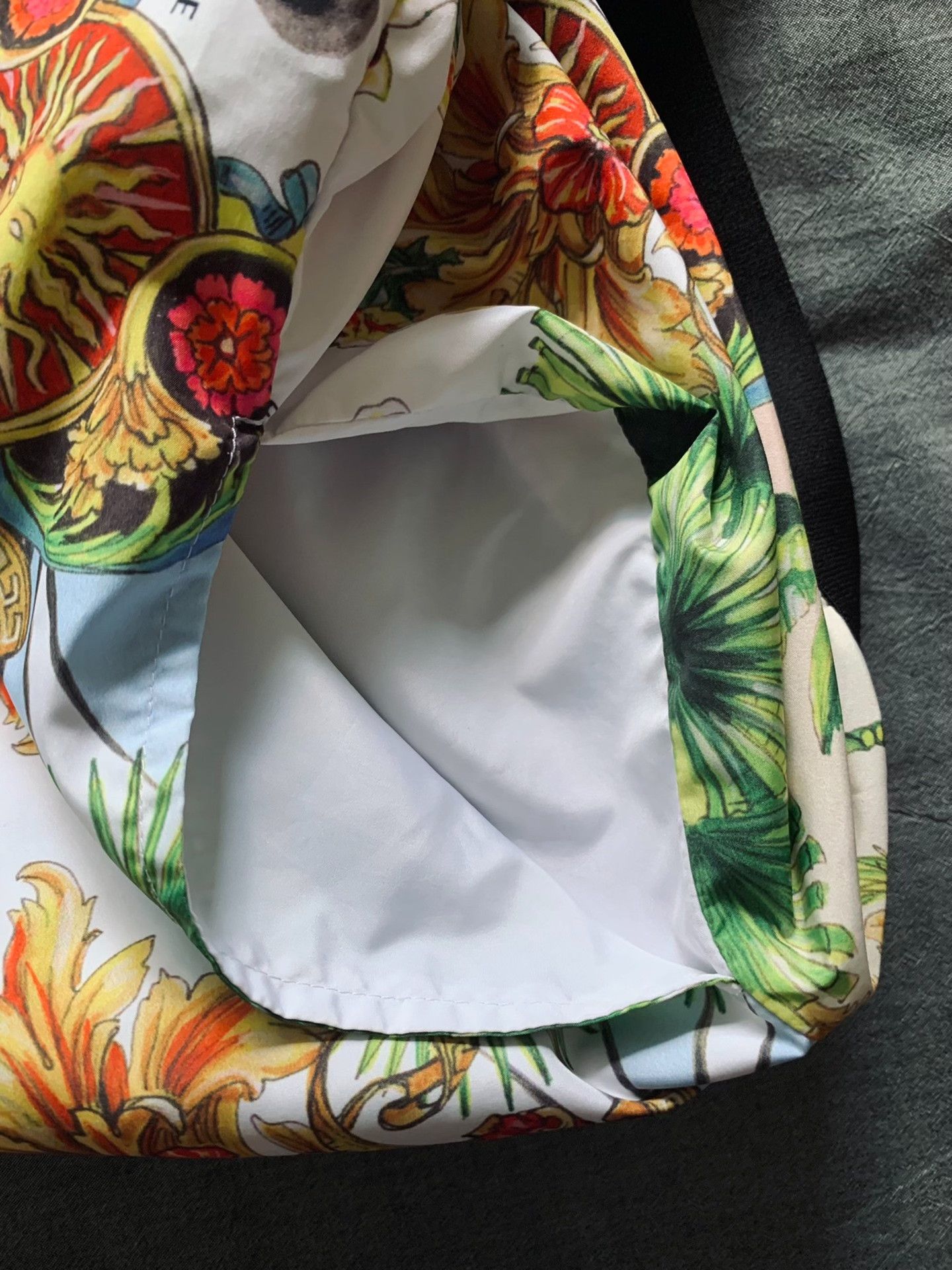 Versace Versace Lightweight Sun Protection Hooded Jacket Size US M / EU 48-50 / 2 - 5 Thumbnail