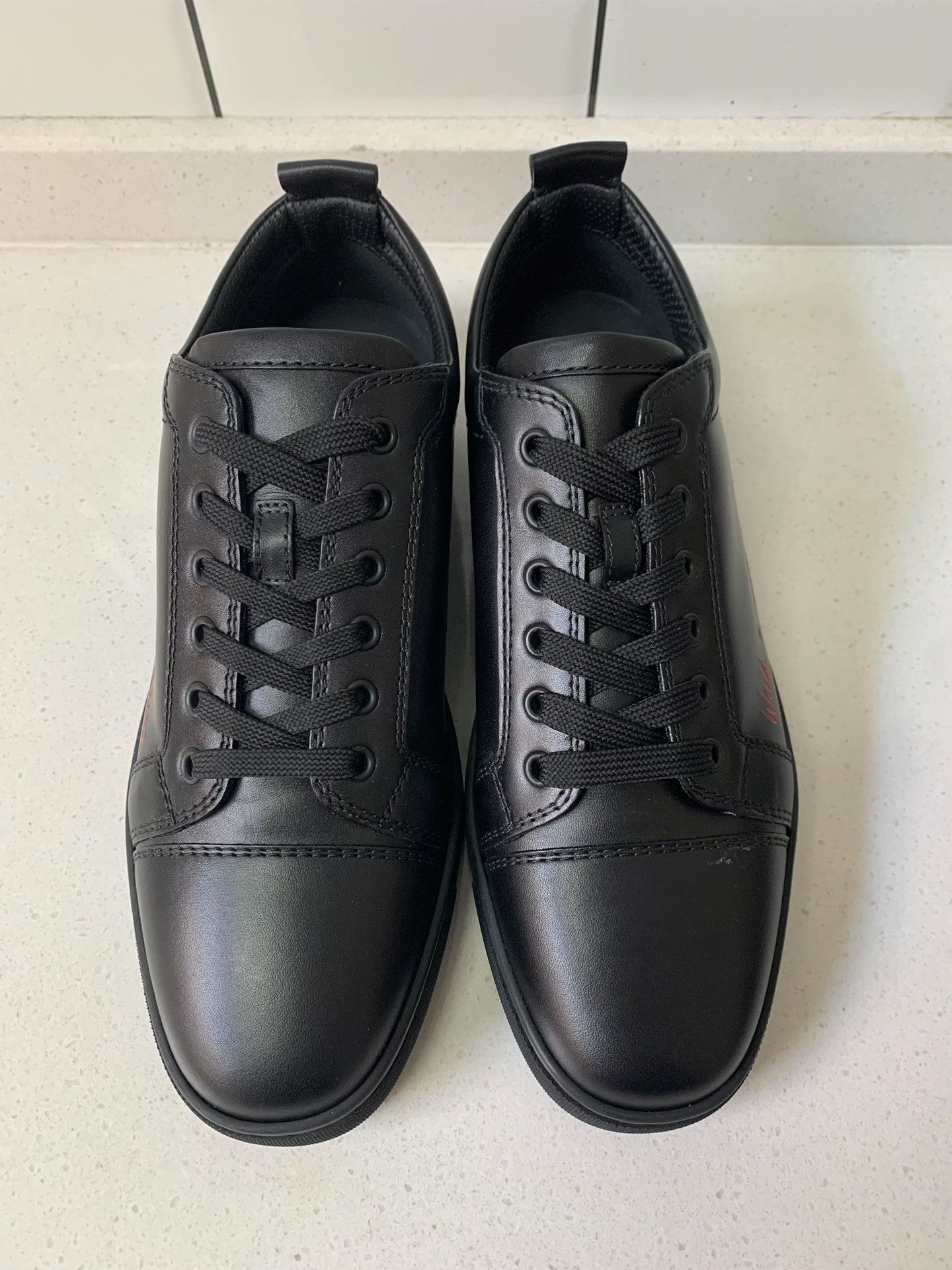 Christian Louboutin Christian Louboutin Leather Sneakers Red Lettering Size US 8 / EU 41 - 2 Thumbnail
