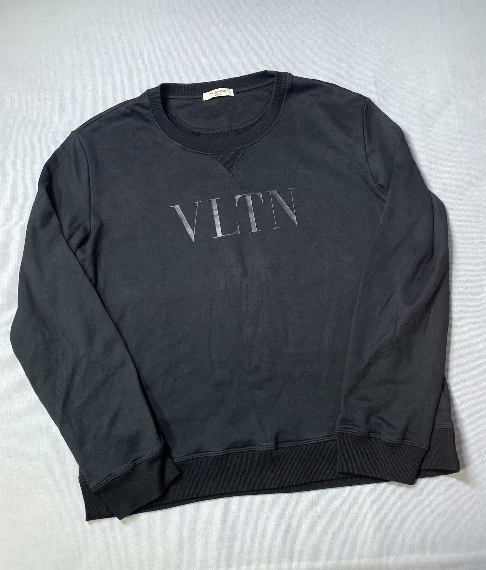 Valentino Valentino Letter Logo Print Sweatshirt Size US M / EU 48-50 / 2 - 2 Thumbnail