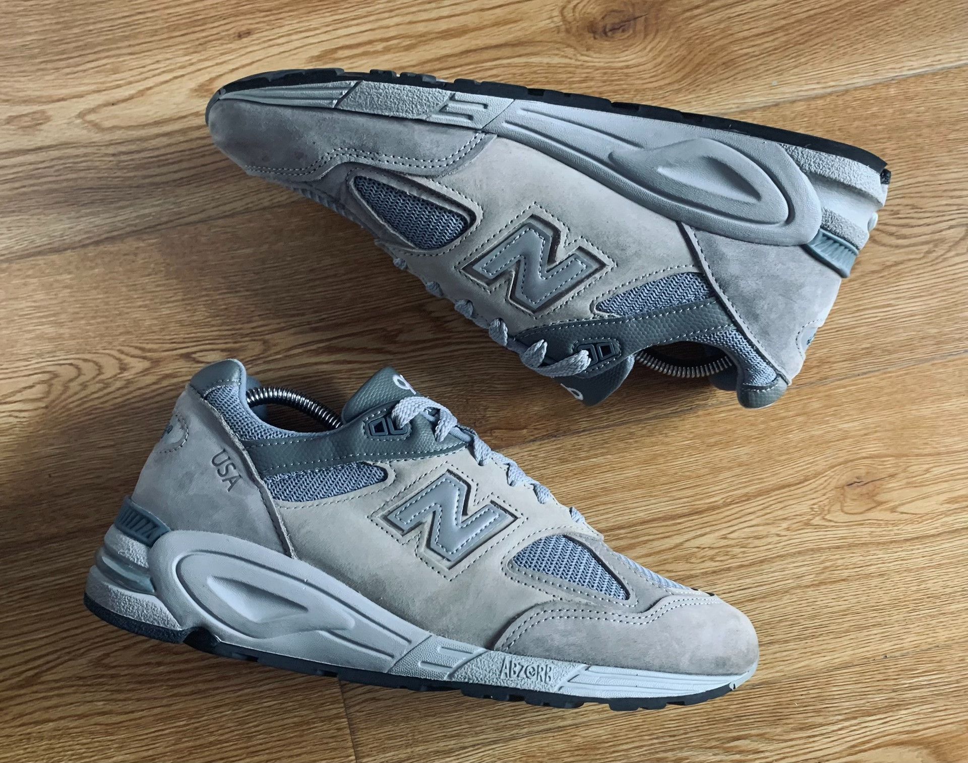 New Balance New Balance WTAPS 990v2 M990WT2 Size US 10 / EU 43 - 3 Thumbnail