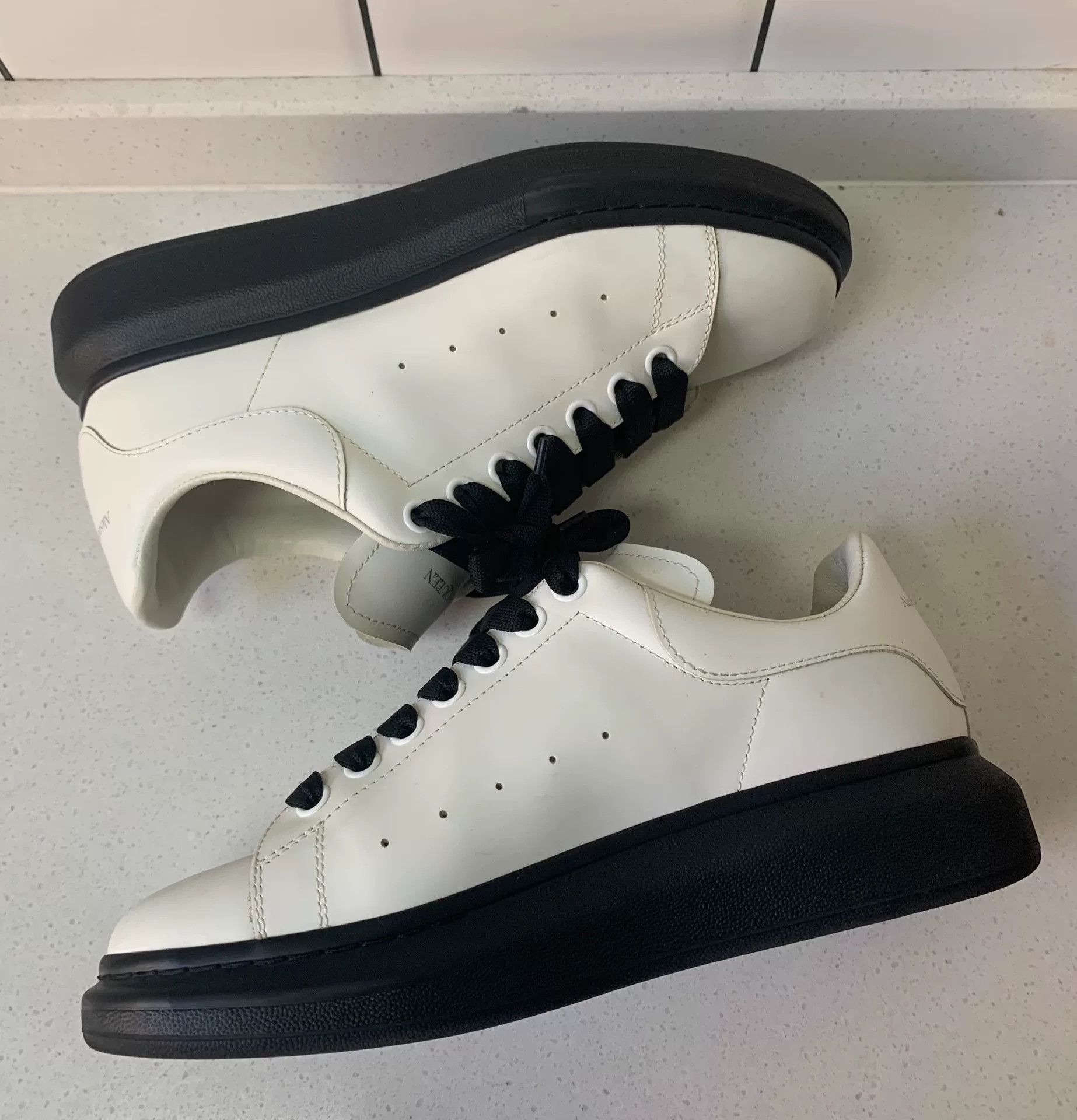 Alexander McQueen Alexander McQueen Platform Sneakers Size US 8 / EU 41 - 4 Thumbnail