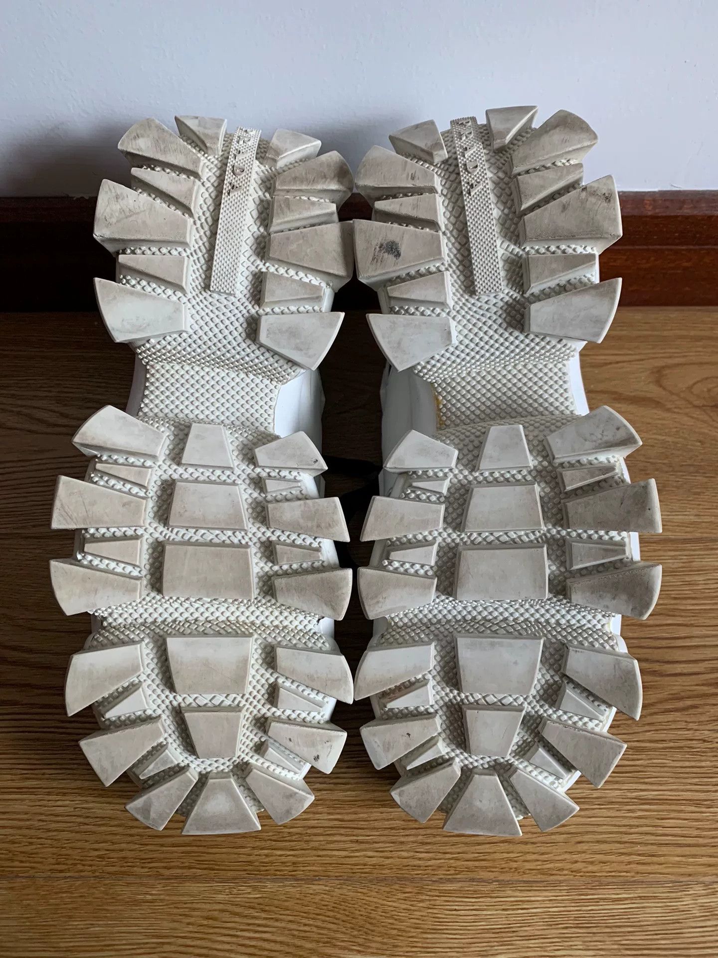 Prada Prada Cloudbust Thunder Sneakers Size US 7 / IT 37 - 6 Thumbnail