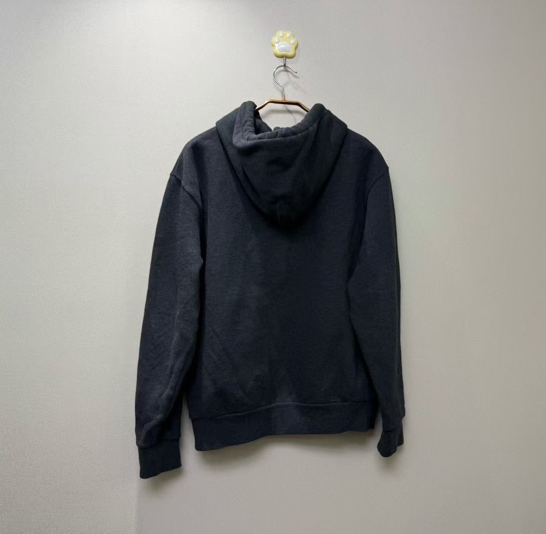 Louis Vuitton Louis Vuitton LV New Paint Logo Hoodie Size US S / EU 44-46 / 1 - 4 Thumbnail