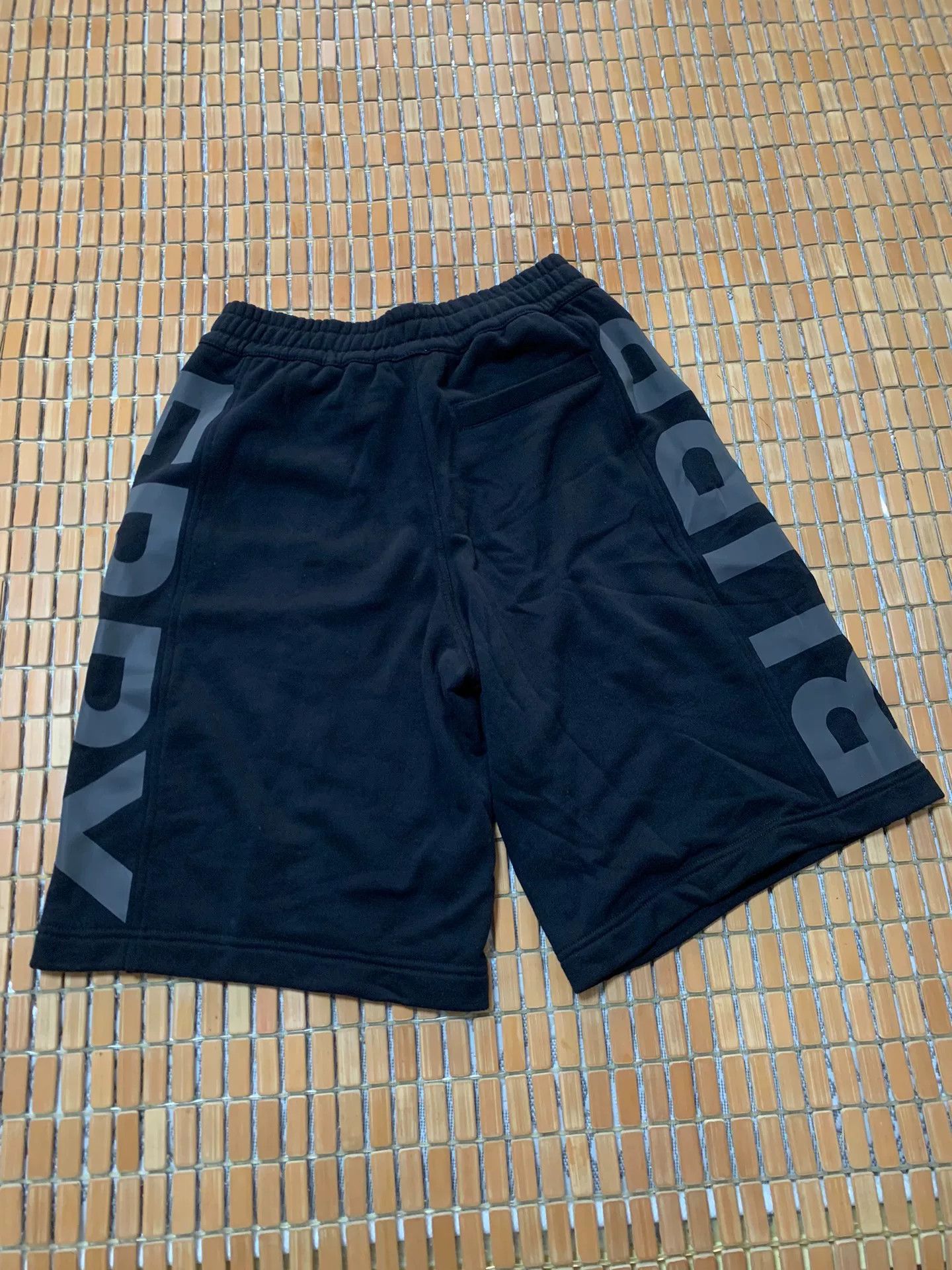 Burberry Burberry Reflective Logo Sports Shorts Size US 26 / EU 42 - 3 Thumbnail