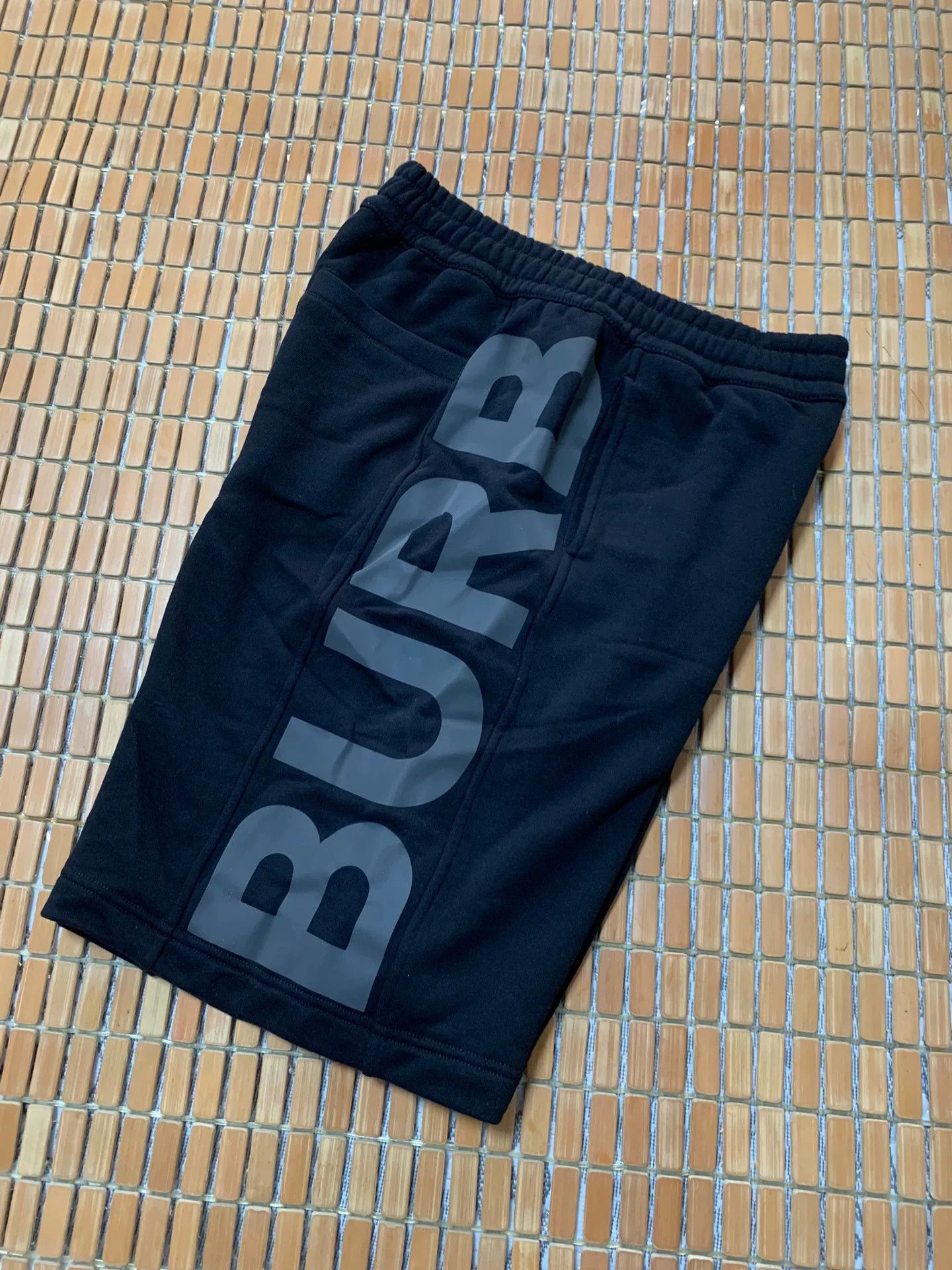 Burberry Burberry Reflective Logo Sports Shorts Size US 26 / EU 42 - 4 Thumbnail