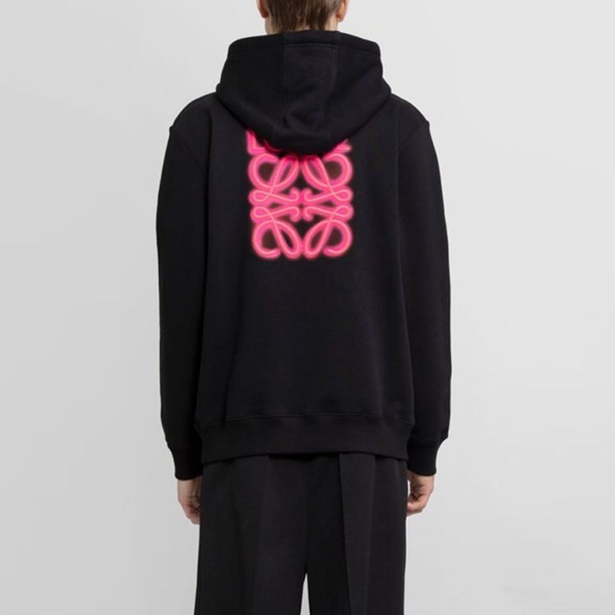Loewe Loewe Neon Pink Logo Black Hoodie XL Size US XL / EU 56 / 4 - 6 Thumbnail