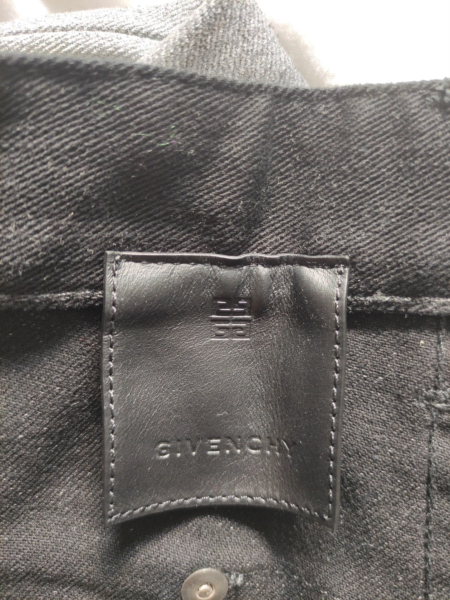 Givenchy Givenchy Chito Runway Dog Head Black Jeans Size US 31 - 3 Thumbnail