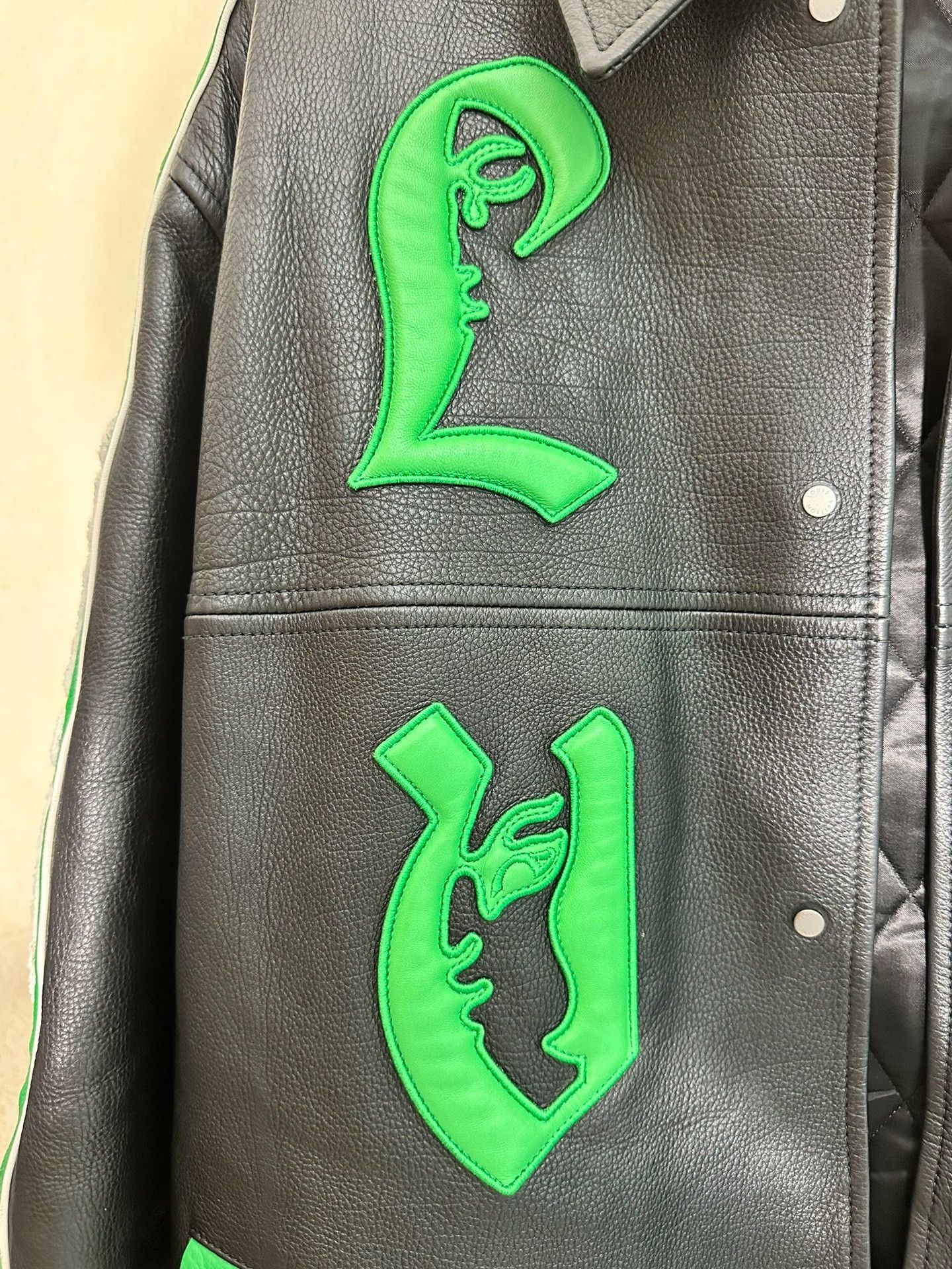 Louis Vuitton Louis Vuitton SS23 Show Floral Leather Jacket Size US M / EU 48-50 / 2 - 3 Thumbnail