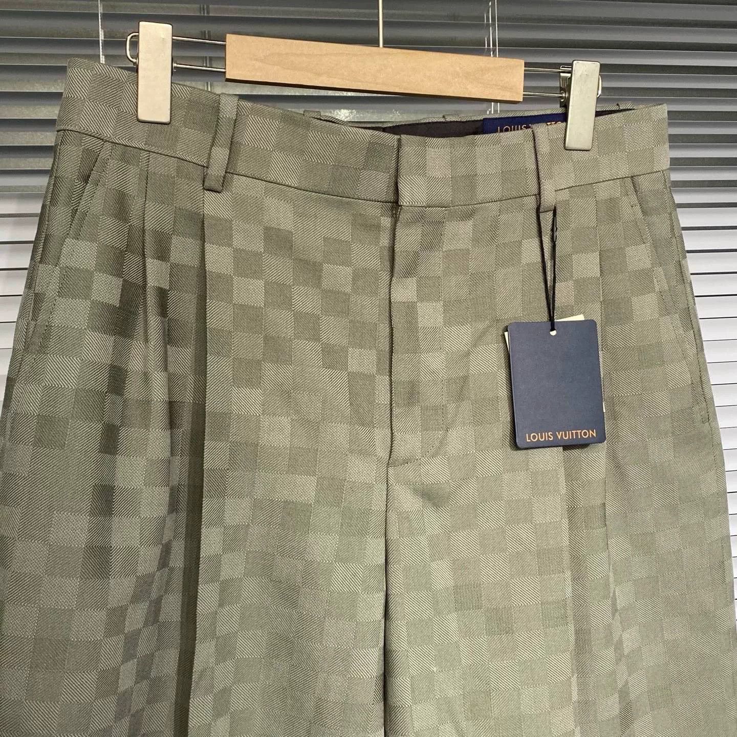 Louis Vuitton LV Pharrell Green Checkerboard Shorts Size US 32 / EU 48 - 3 Thumbnail