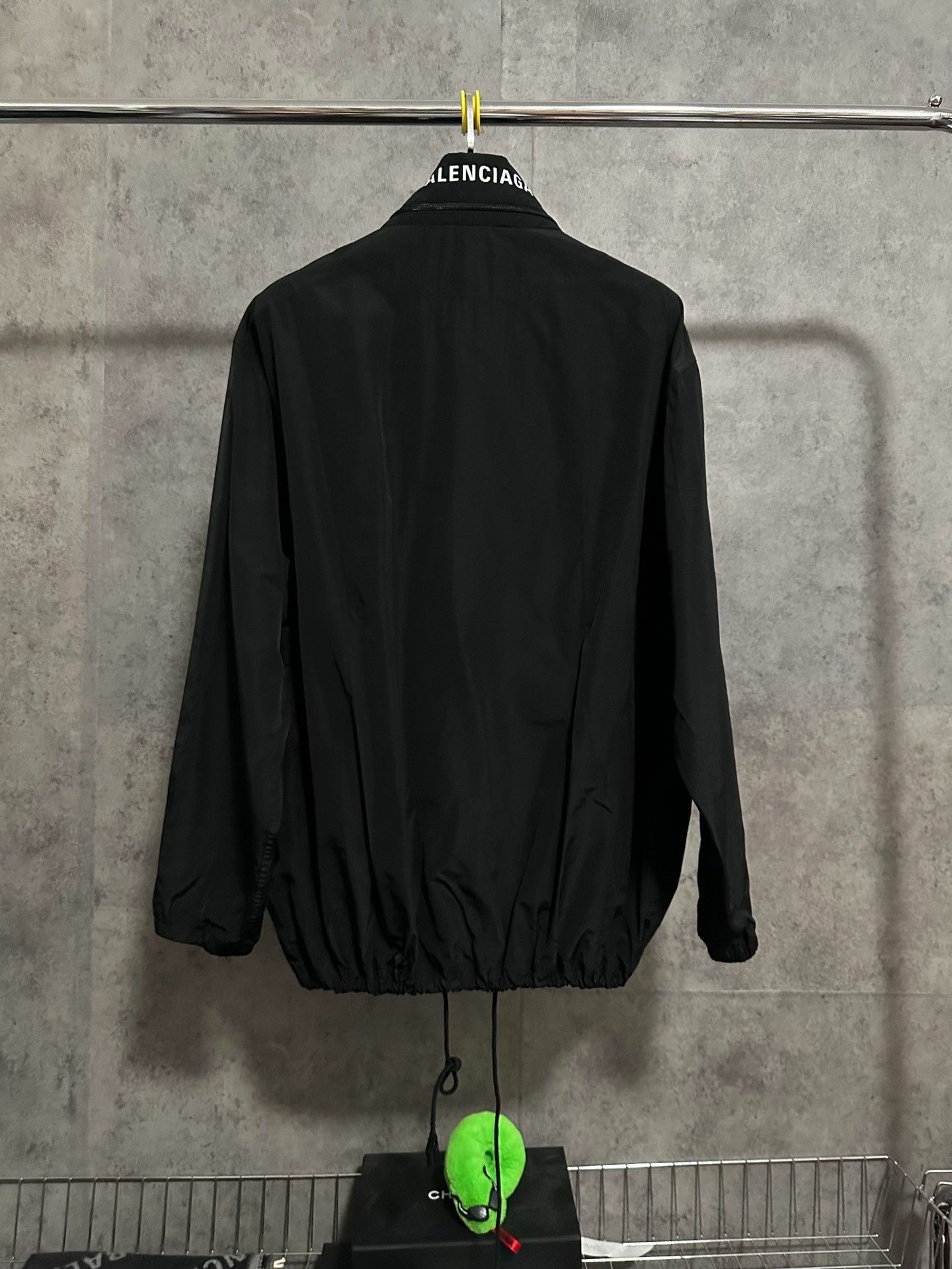 Balenciaga Balenciaga Double B Logo Windbreaker Jacket Size US S / EU 44-46 / 1 - 4 Thumbnail