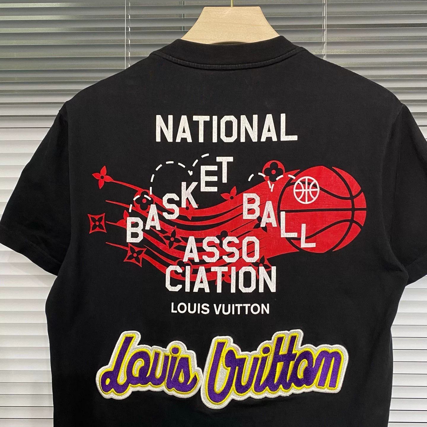 Louis Vuitton LV NBA Collaboration Short Sleeve S Size US S / EU 44-46 / 1 - 6 Thumbnail