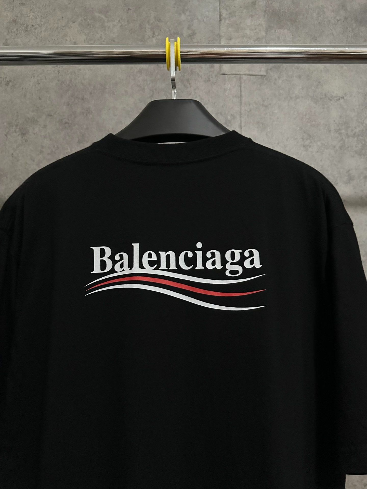 Balenciaga Balenciaga Coke Print Logo Short-Sleeve T-Shirt Size US XS / EU 42 / 0 - 5 Thumbnail