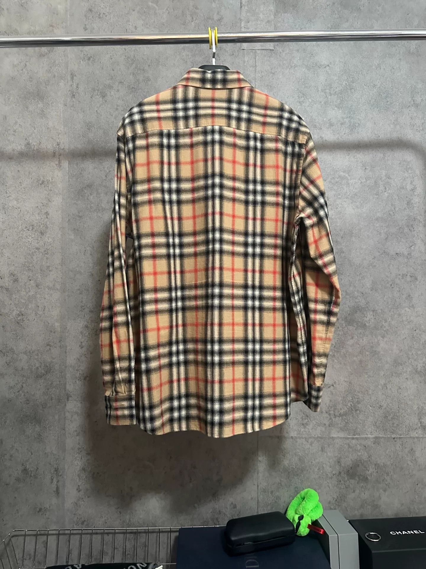 Burberry Burberry Classic Check Long Sleeve Shirt Size US L / EU 52-54 / 3 - 4 Thumbnail