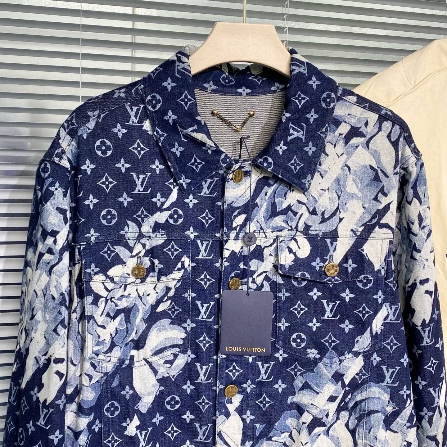 Louis Vuitton LV 2025 Monogram Denim Jacket Size US M / EU 48-50 / 2 - 5 Thumbnail