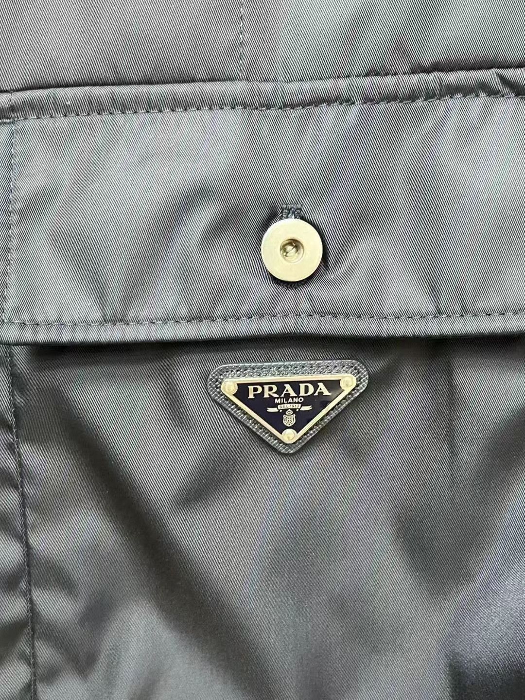 Prada Prada Workwear Short-Sleeve Shirt Size US M / EU 48-50 / 2 - 3 Thumbnail