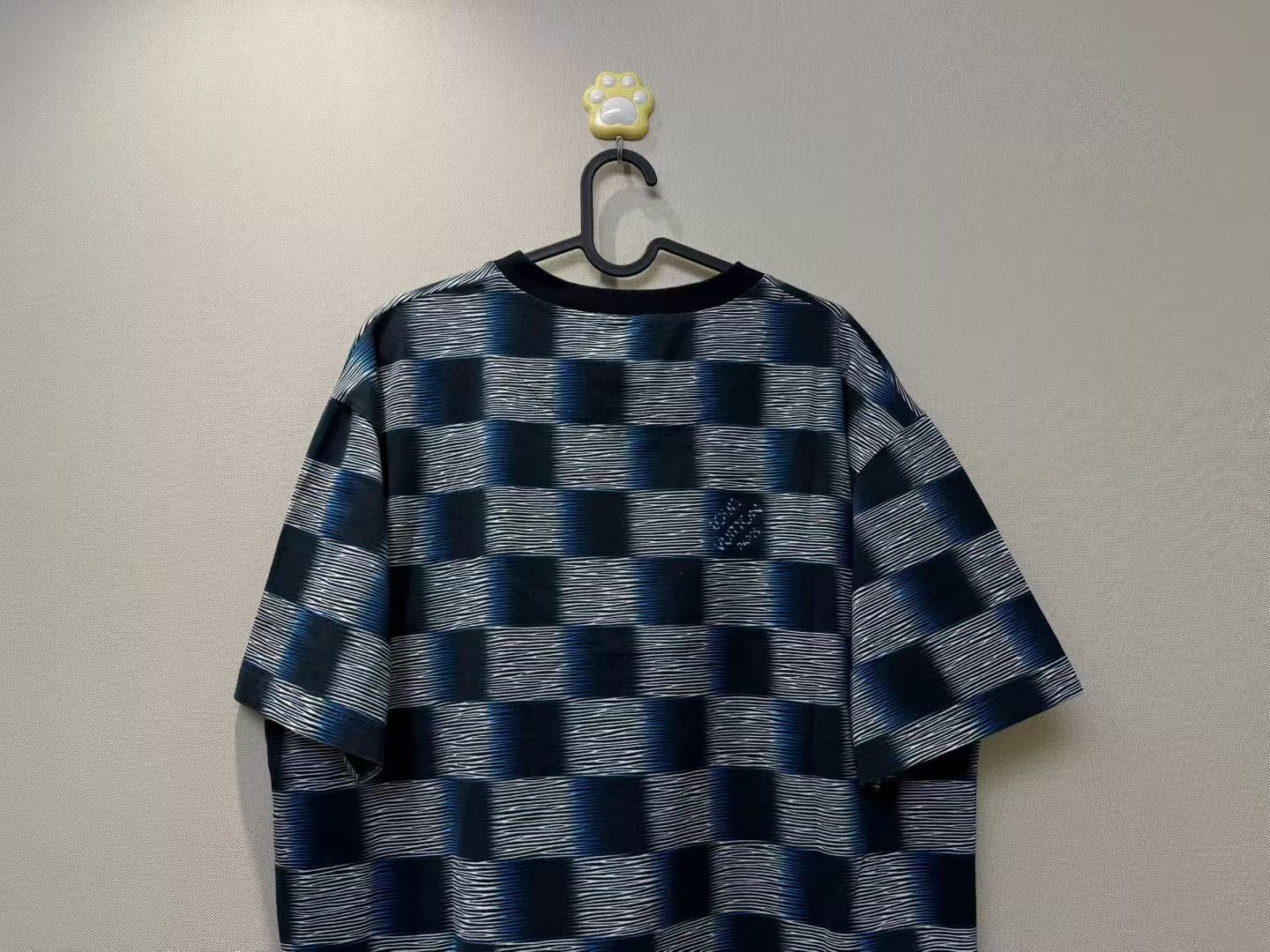 Louis Vuitton Louis Vuitton Checkered Logo Short Sleeve Size US XL / EU 56 / 4 - 5 Thumbnail