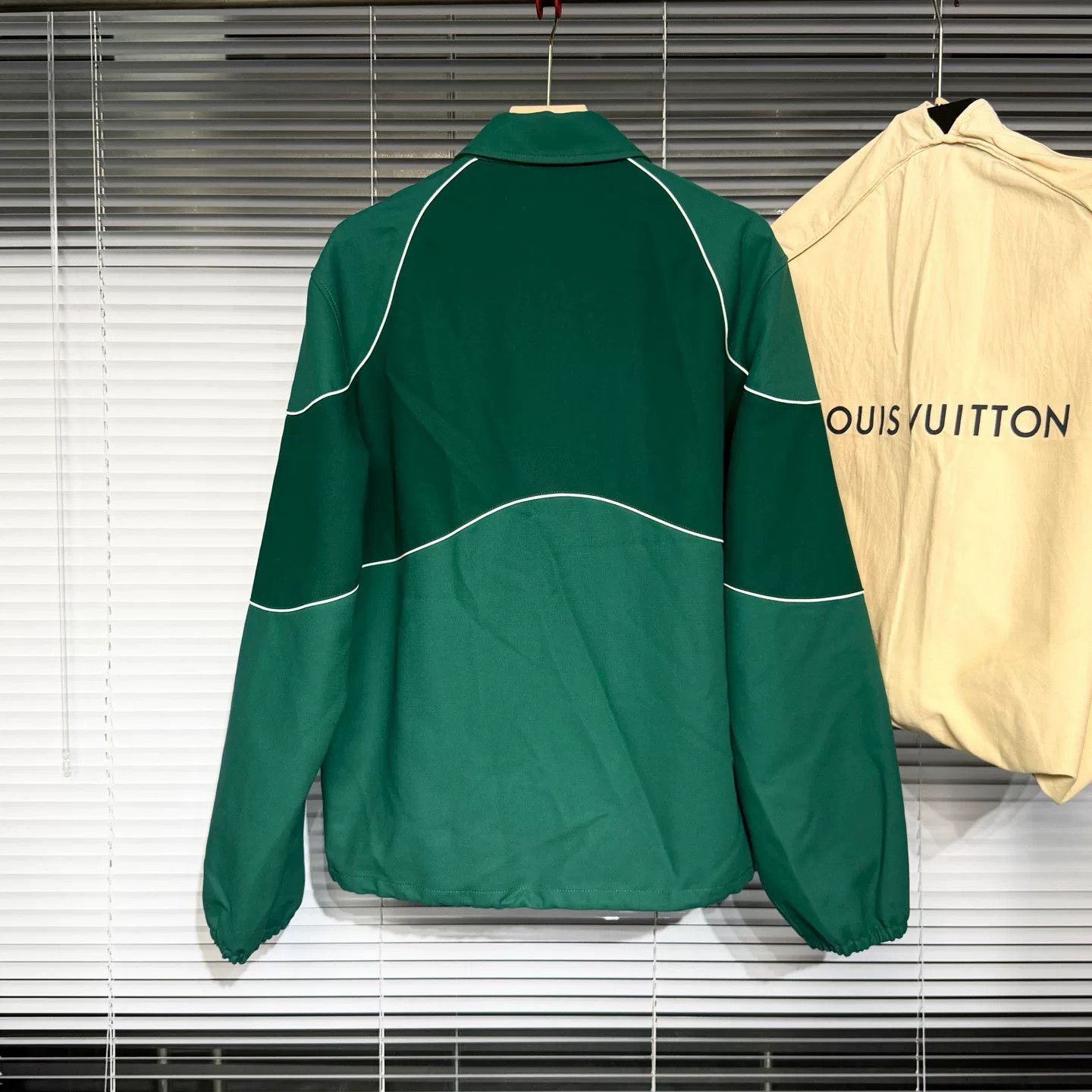 Louis Vuitton LV 24 Early Spring Green Embroidered Jacket Size US M / EU 48-50 / 2 - 2 Thumbnail