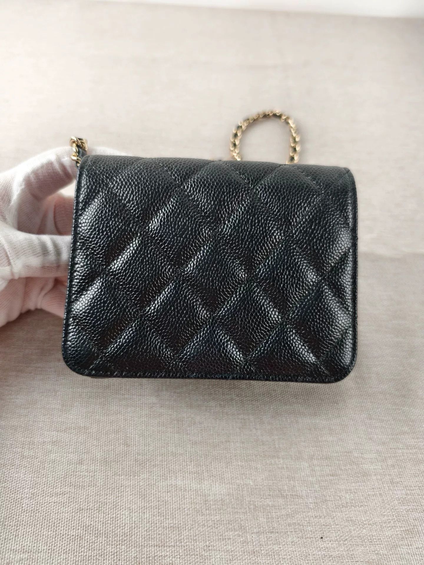 Chanel Pre-loved Bag Very good condition Size ONE SIZE - 2 Thumbnail