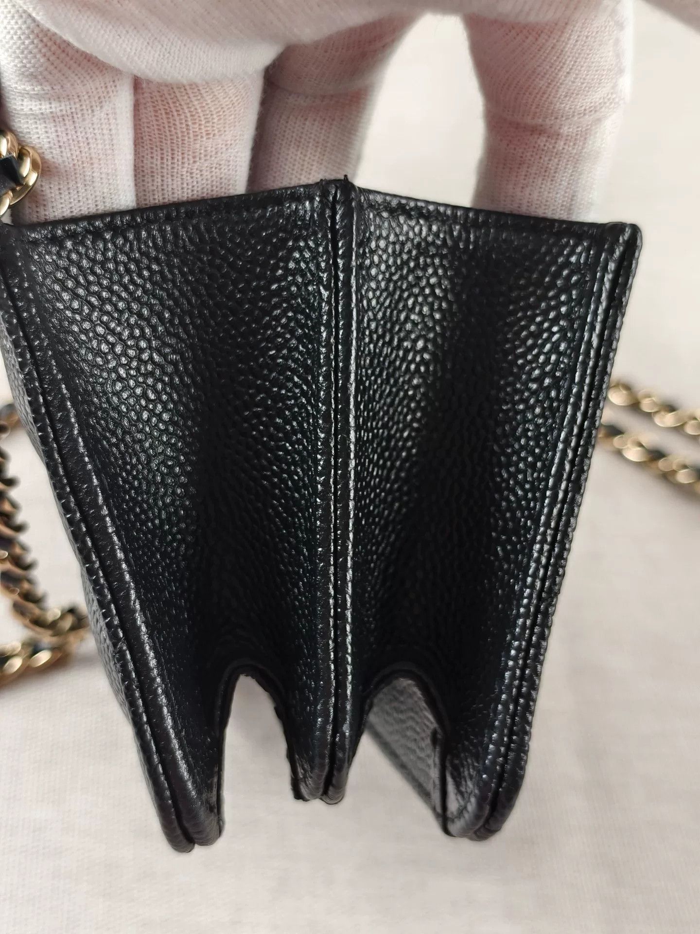 Chanel Pre-loved Bag Very good condition Size ONE SIZE - 5 Thumbnail