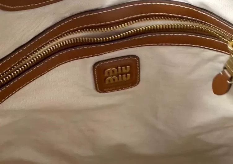 Miu Miu Pre-loved Bag Very good condition Size ONE SIZE - 8 Thumbnail