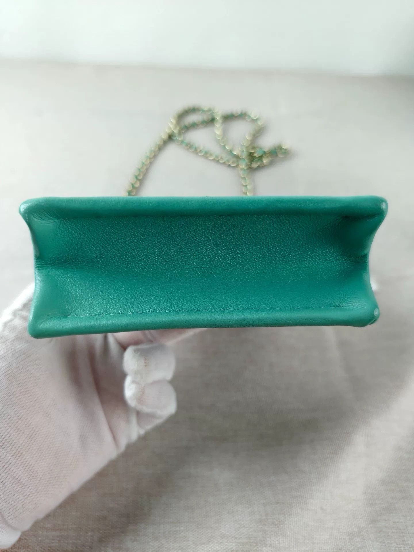 Chanel Pre-loved Bag Very good condition Size ONE SIZE - 3 Thumbnail
