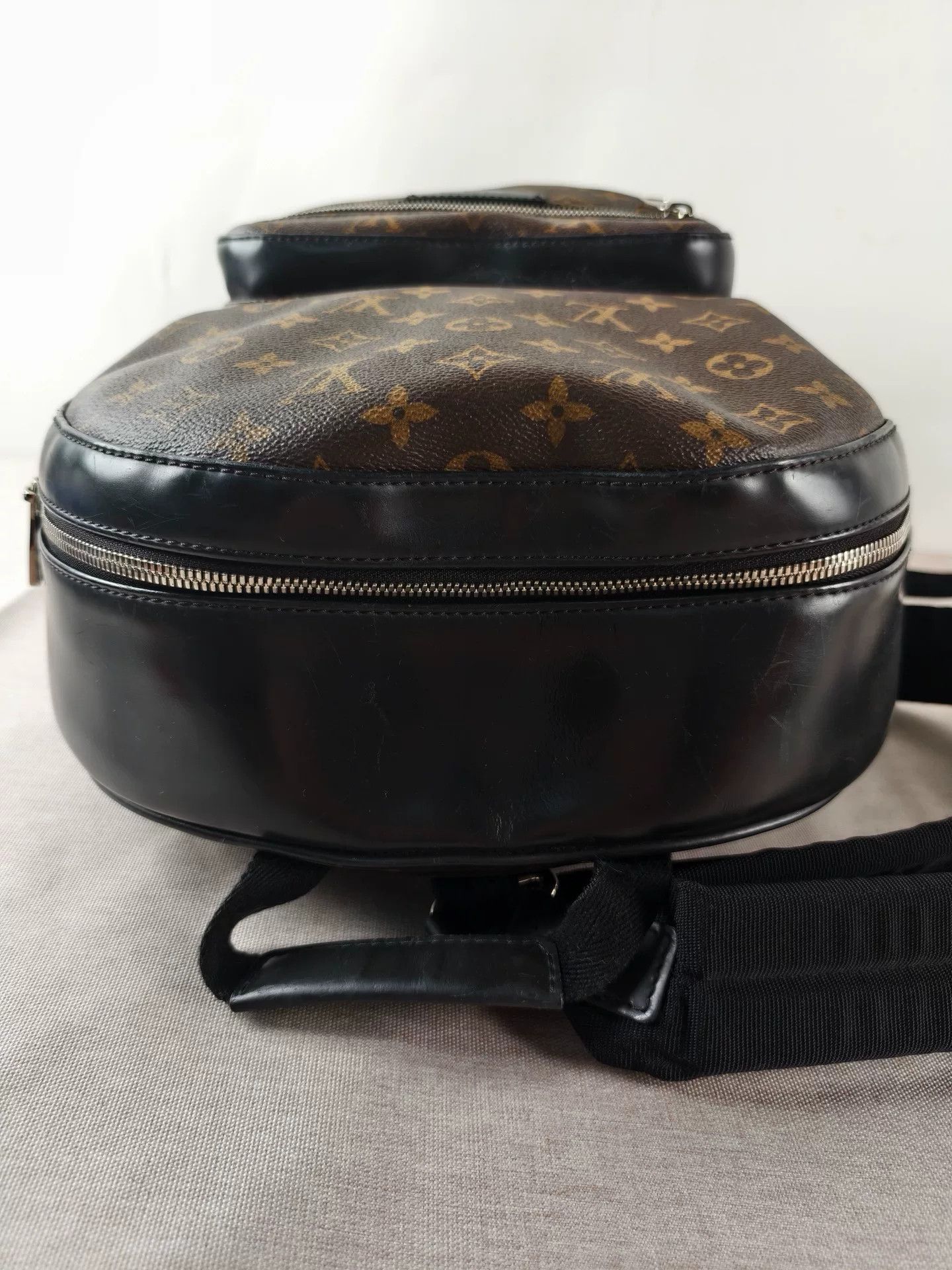 Louis Vuitton Pre-loved Bag Very good condition Size ONE SIZE - 5 Thumbnail