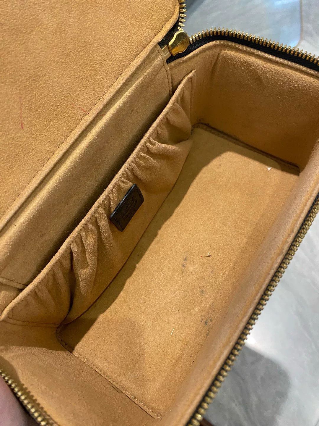 MCM Pre-loved Bag Very good condition Size ONE SIZE - 6 Thumbnail