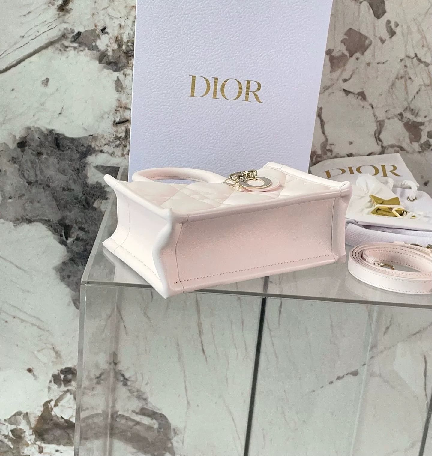Dior Pre-loved Bag Very good condition Size ONE SIZE - 5 Thumbnail