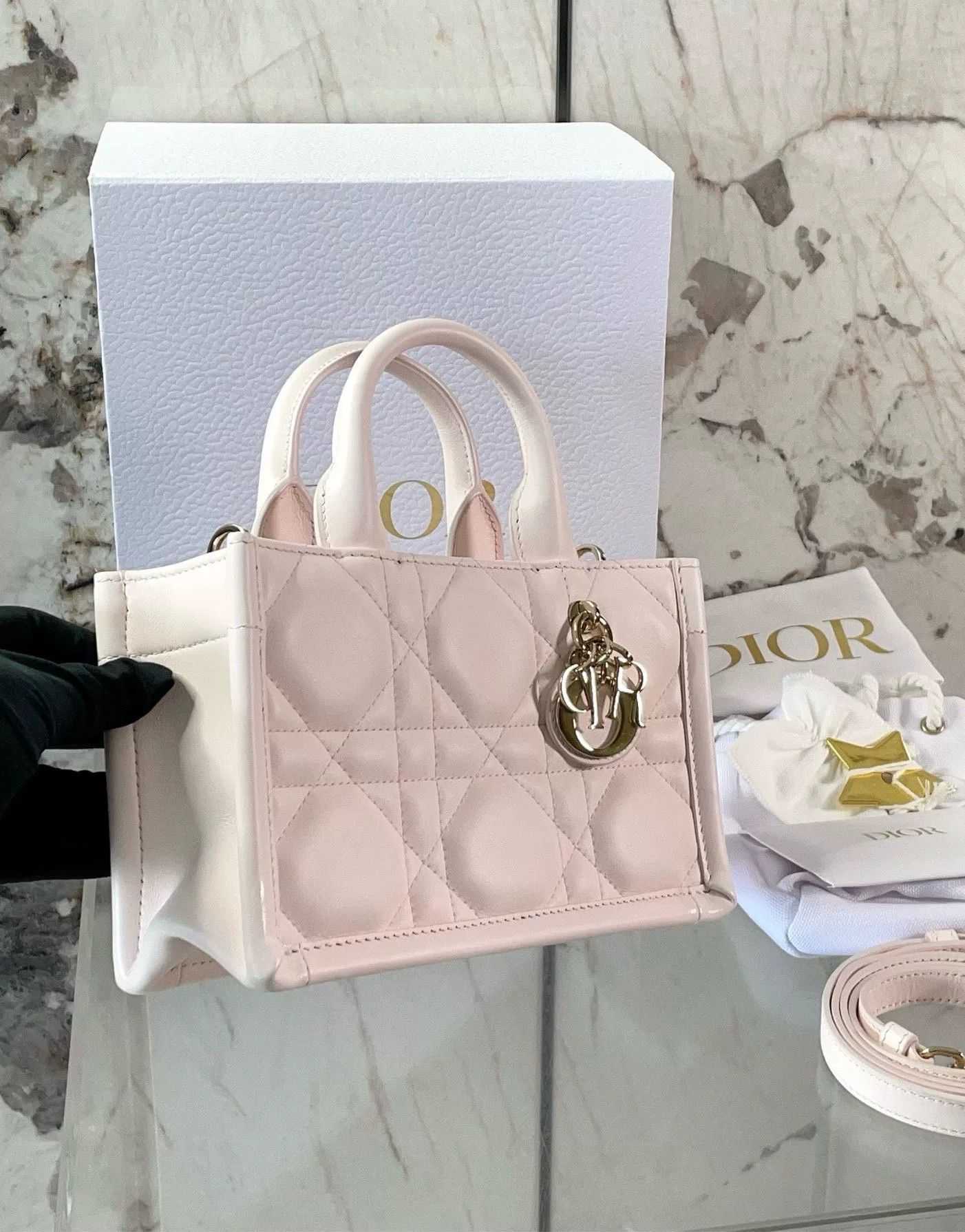 Dior Pre-loved Bag Very good condition Size ONE SIZE - 6 Thumbnail