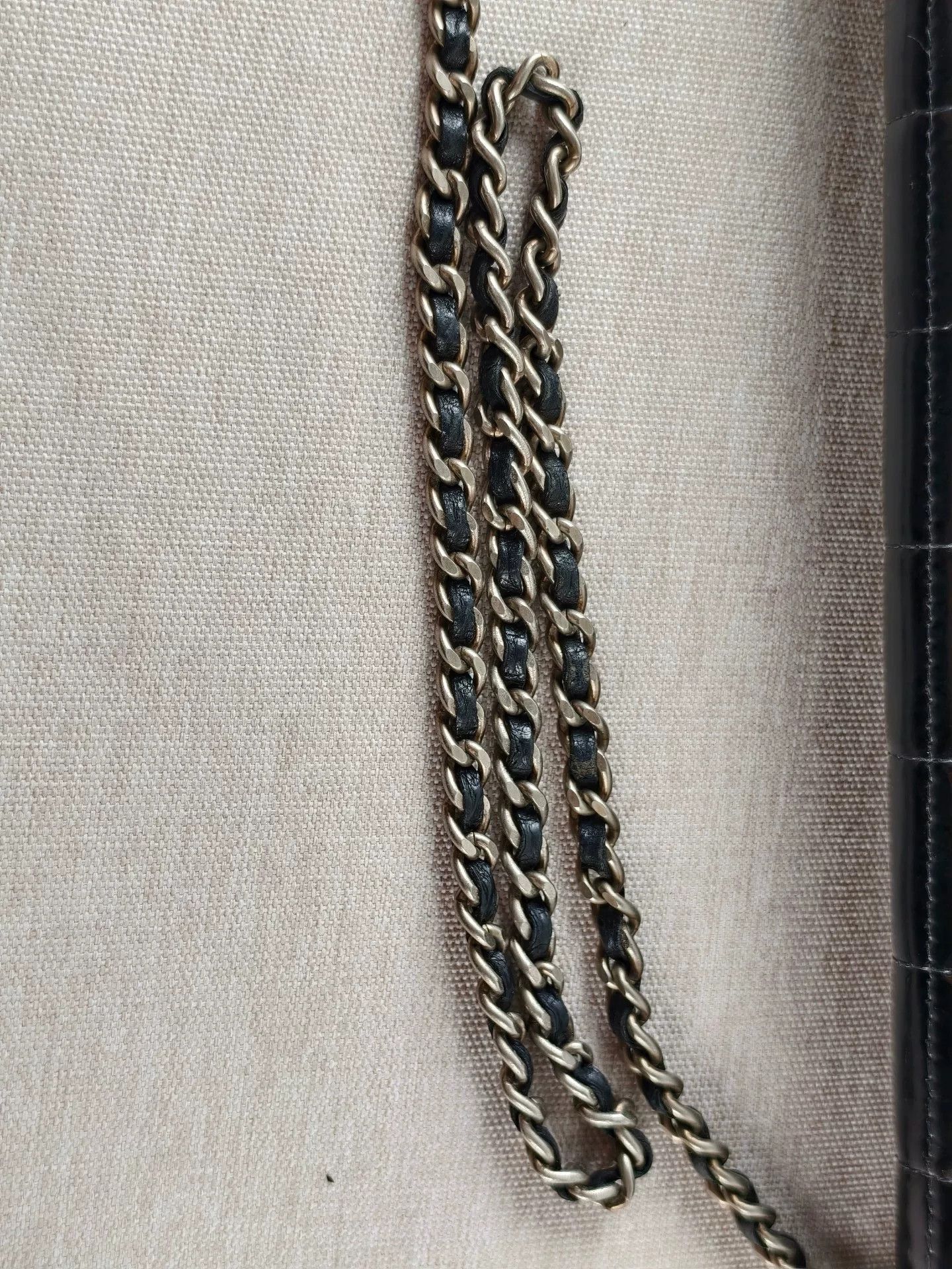 Chanel Pre-loved Bag Very good condition Size ONE SIZE - 9 Thumbnail