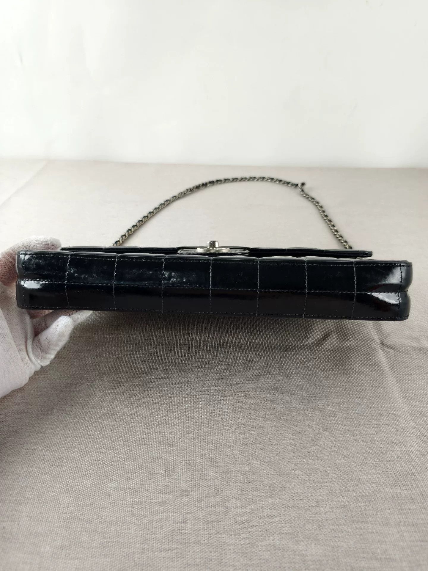 Chanel Pre-loved Bag Very good condition Size ONE SIZE - 8 Thumbnail