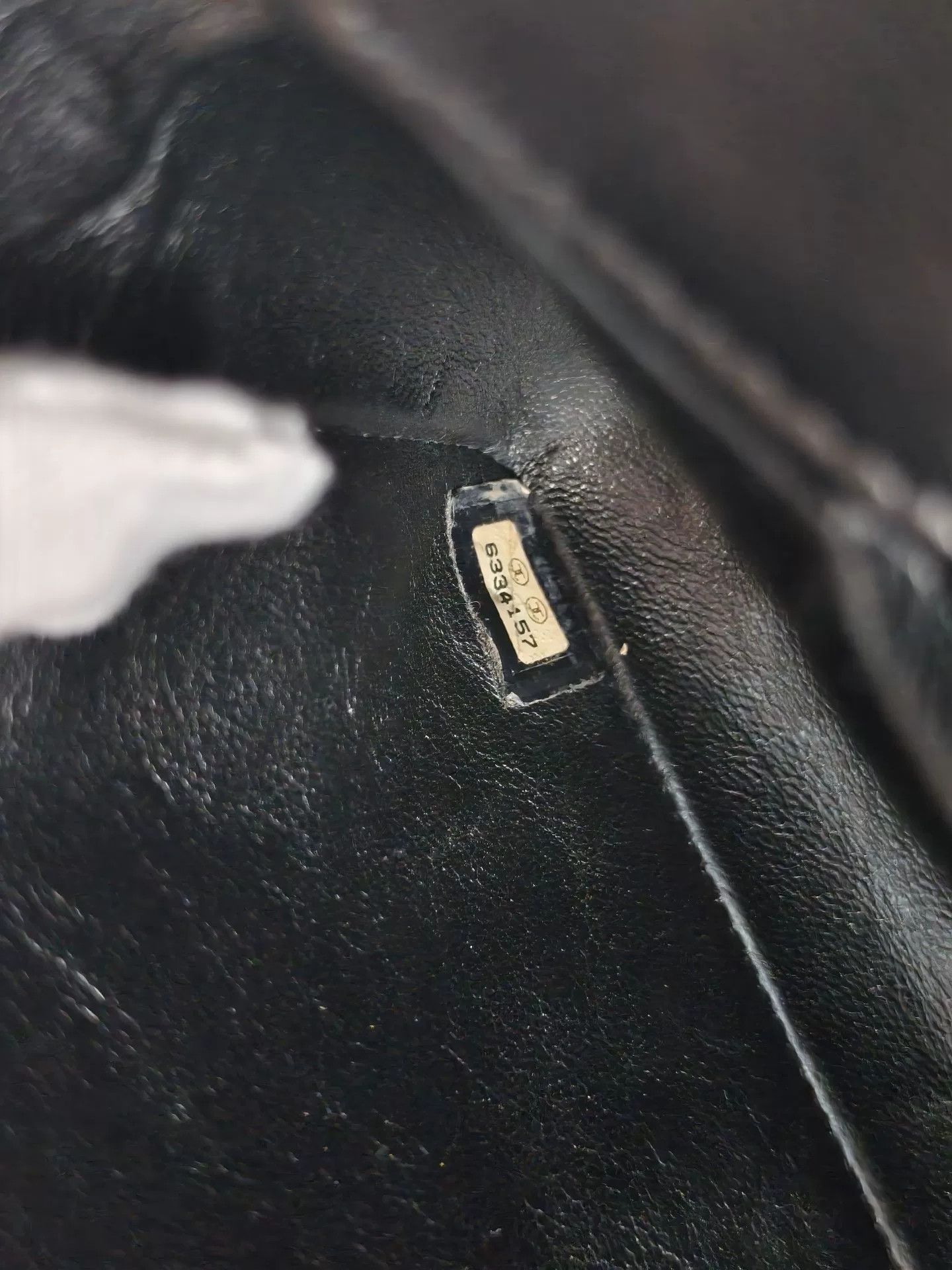 Chanel Pre-loved Bag Very good condition Size ONE SIZE - 4 Thumbnail