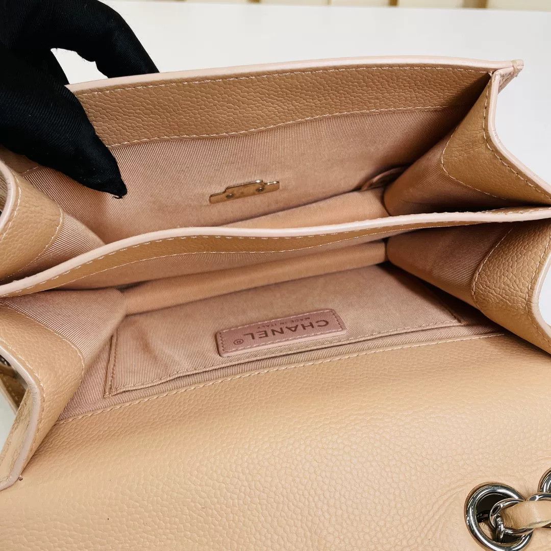 Chanel Pre-loved Bag Very good condition Size ONE SIZE - 3 Thumbnail