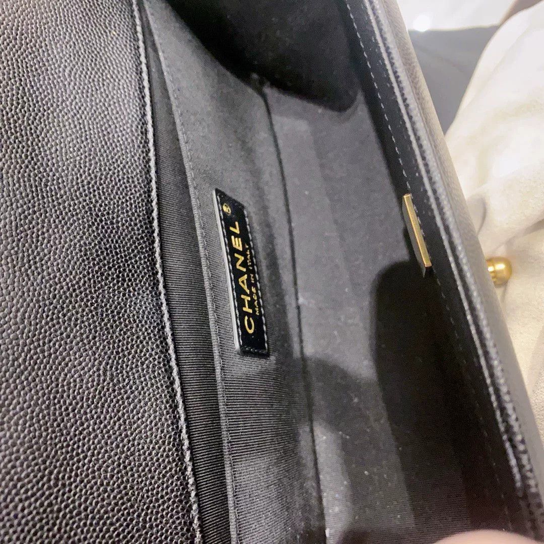 Chanel Pre-loved Bag Very good condition Size ONE SIZE - 6 Thumbnail