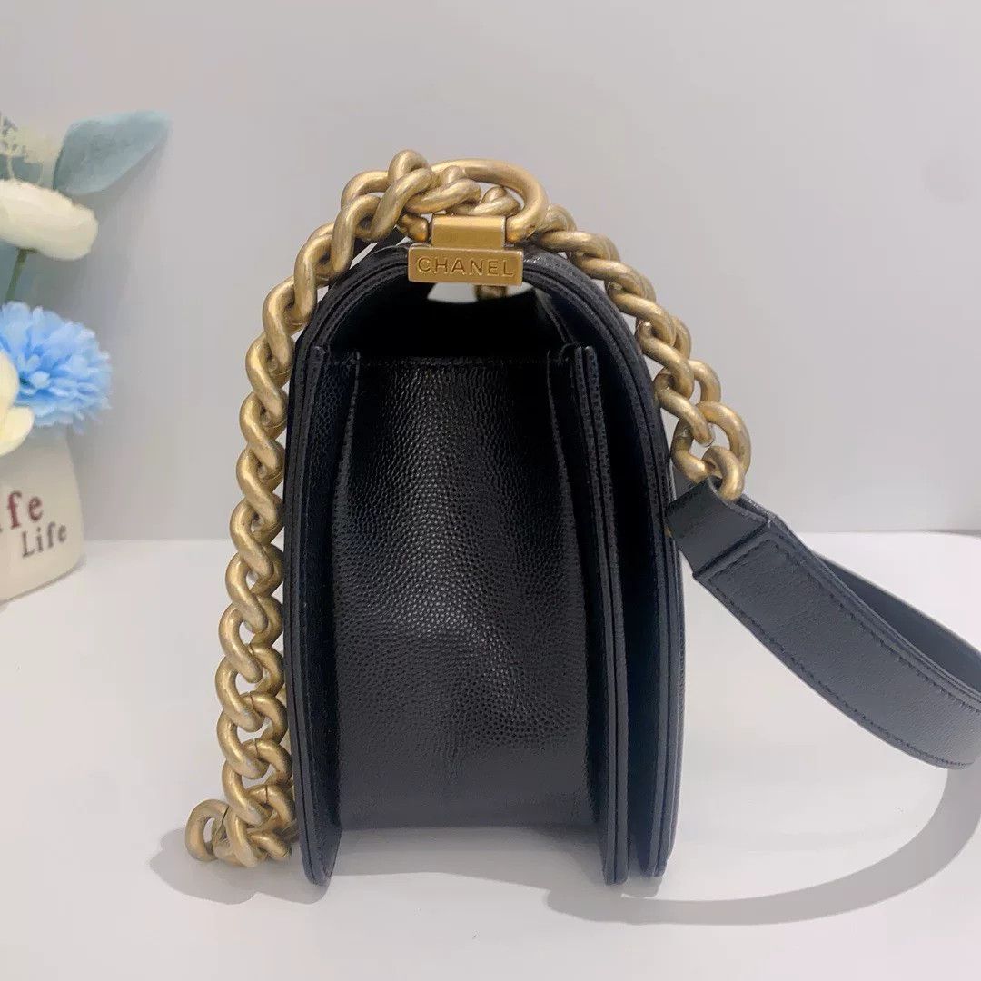 Chanel Pre-loved Bag Very good condition Size ONE SIZE - 4 Thumbnail