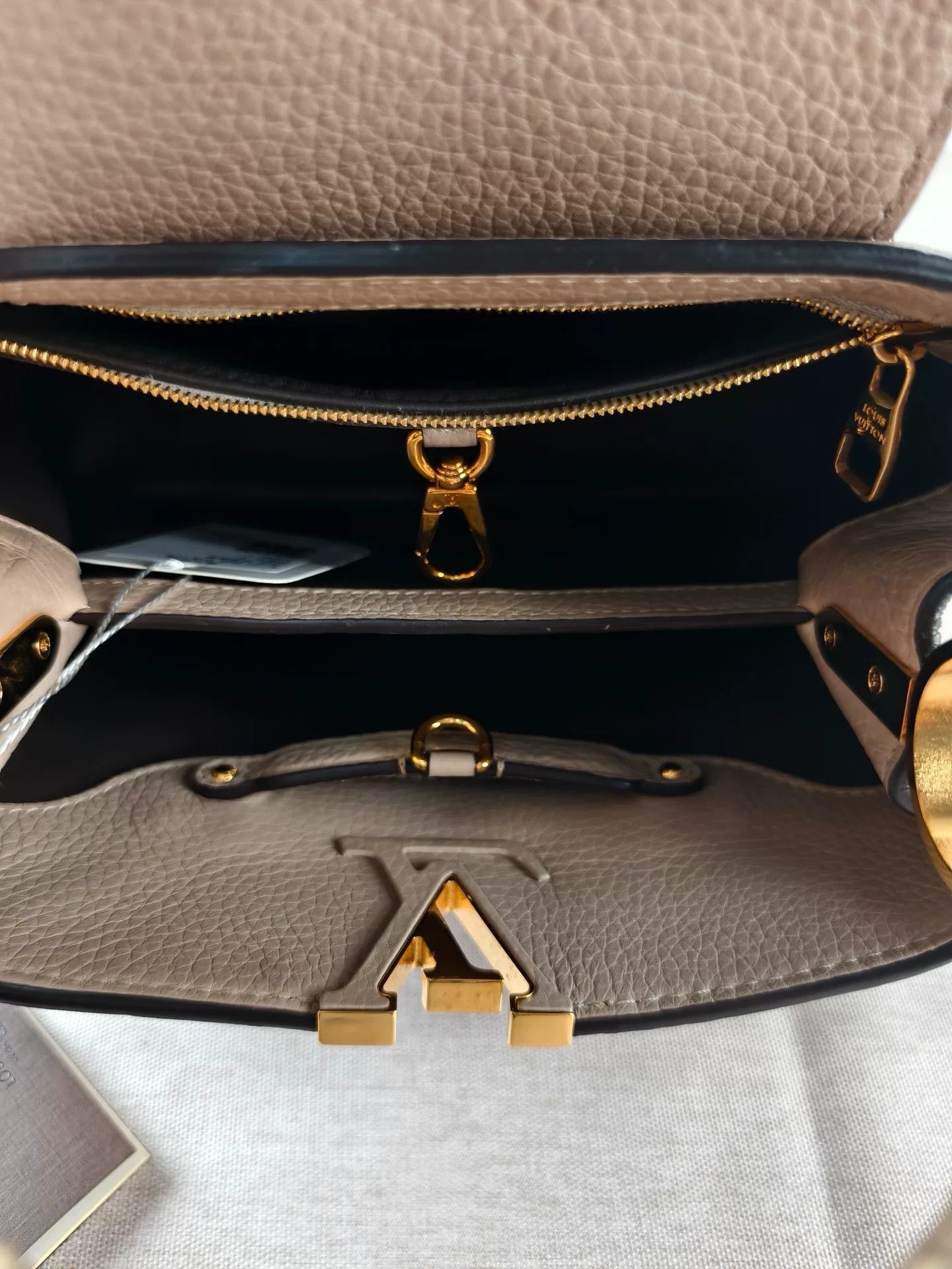 Louis Vuitton Pre-loved Bag Very good condition Size ONE SIZE - 4 Thumbnail