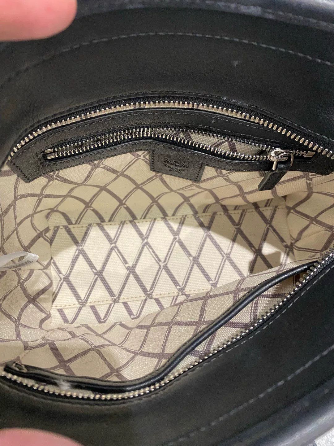 MCM Pre-loved Bag Very good condition Size ONE SIZE - 6 Thumbnail
